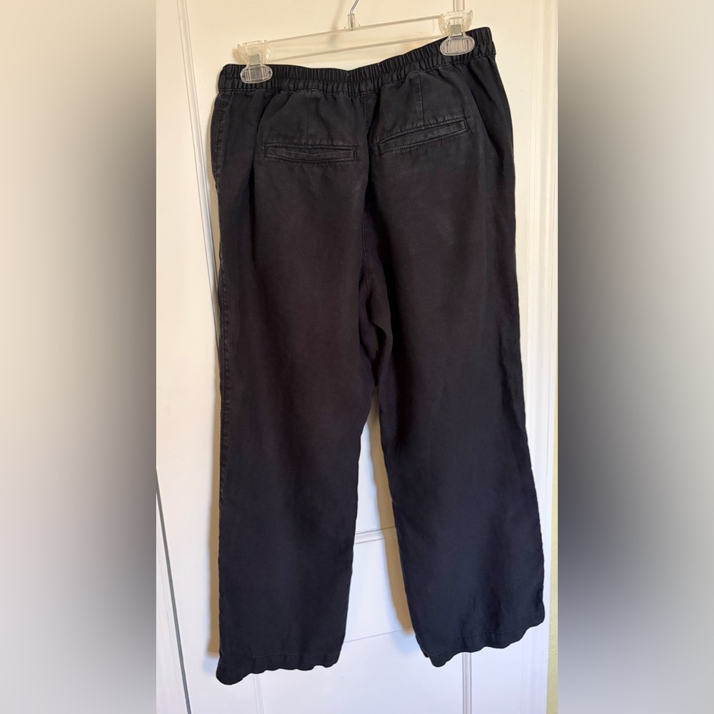 L.L. Bean Black Classic Fit Women’s 100% Linen Straight Leg Ankle Pants - Picture 3 of 10